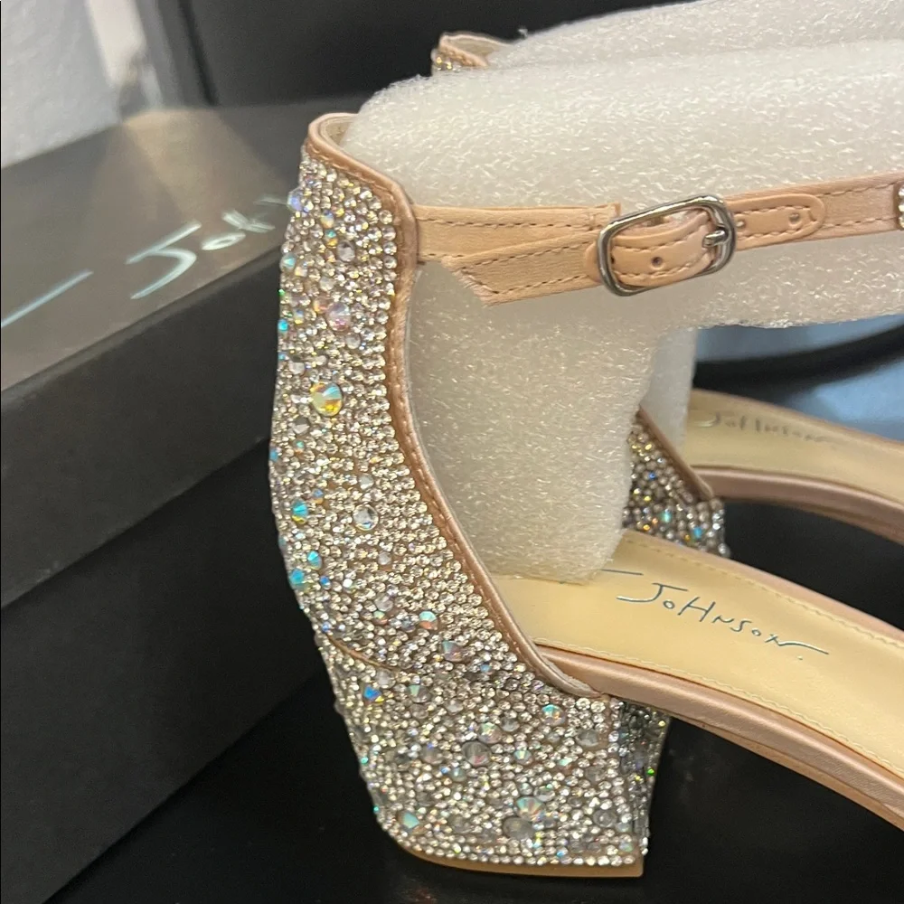 Elegant Rhinestone Embellished Heels - Picture 4 of 10